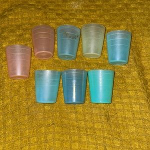 Vintage Midget Tupperware containers cups